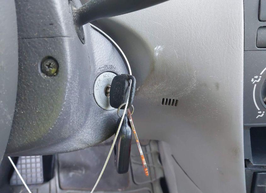 Photo 11 of 2003 Toyota Corolla LE (VIN 2T1BR32E83C041267)