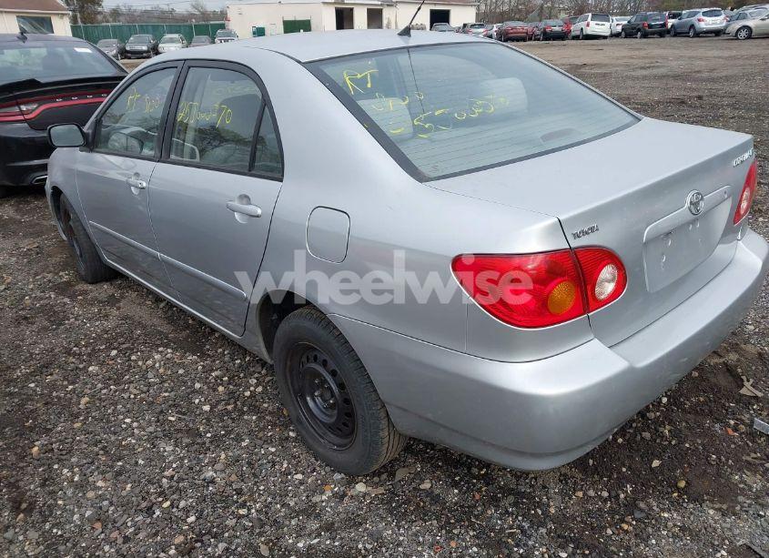 Photo 3 of 2004 Toyota Corolla LE (VIN 2T1BR32E84C247299)