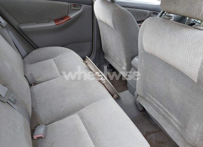 Photo 8 of 2004 Toyota Corolla LE (VIN 2T1BR32E84C247299)