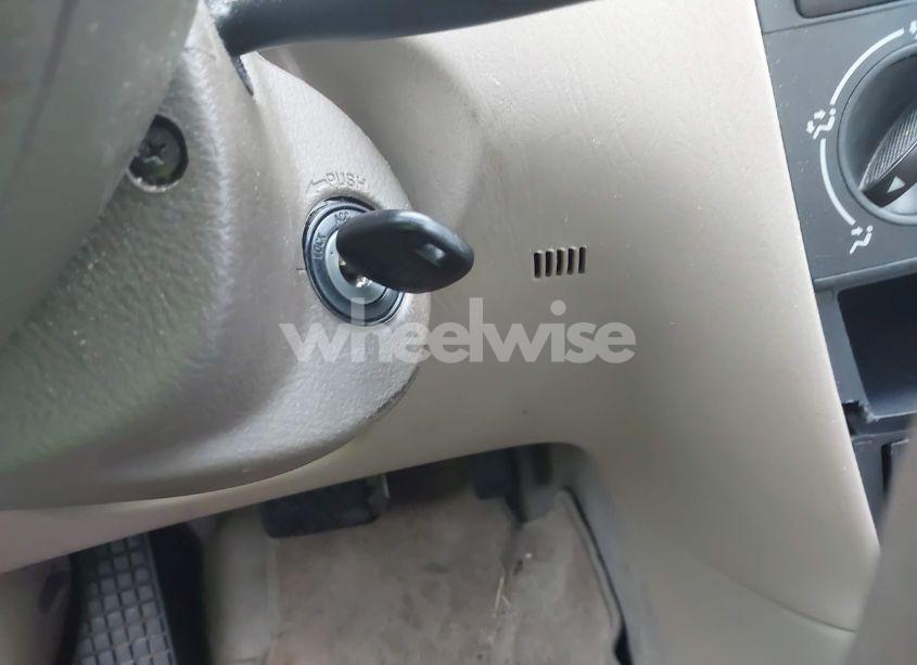 Photo 11 of 2005 Toyota Corolla CE (VIN 2T1BR32E85C332371)