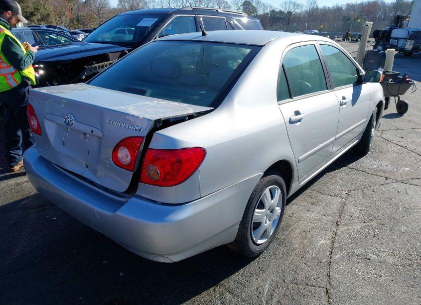 Photo 4 of 2005 Toyota Corolla LE (VIN 2T1BR32E85C390979)