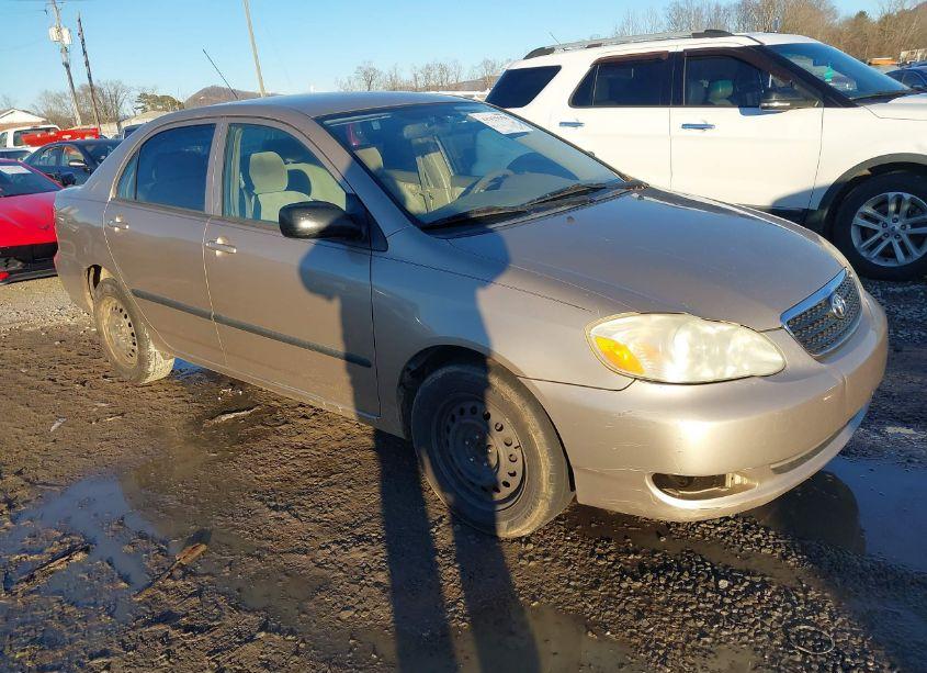 2005 Toyota Corolla CE (VIN 2T1BR32E85C429327) main photo