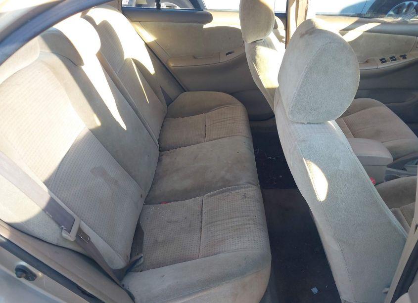 Photo 8 of 2005 Toyota Corolla CE (VIN 2T1BR32E85C429327)