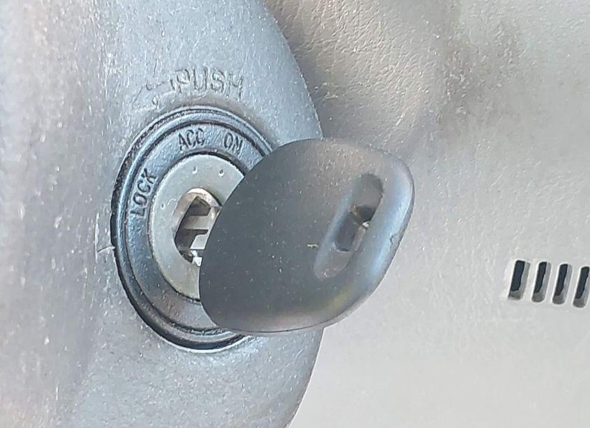 Photo 11 of 2005 Toyota Corolla LE (VIN 2T1BR32E85C489432)