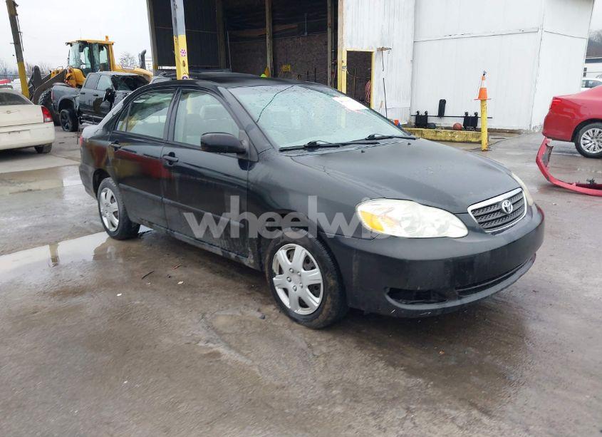 2007 Toyota Corolla CE (VIN 2T1BR32E87C817743) main photo