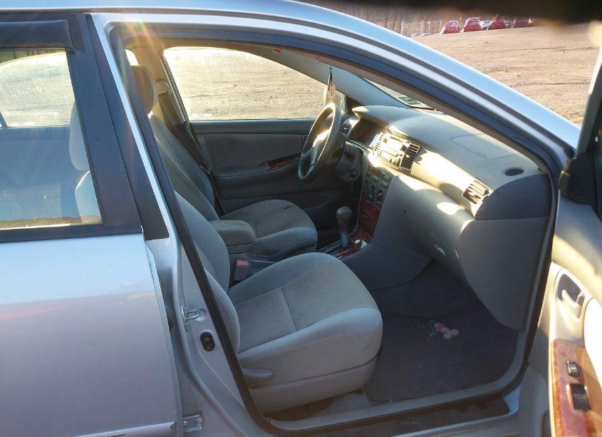 Photo 5 of 2008 Toyota Corolla LE (VIN 2T1BR32E88C912420)