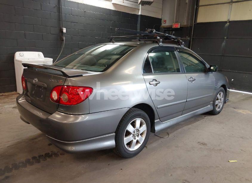 Photo 4 of 2008 Toyota Corolla S (VIN 2T1BR32E88C913776)