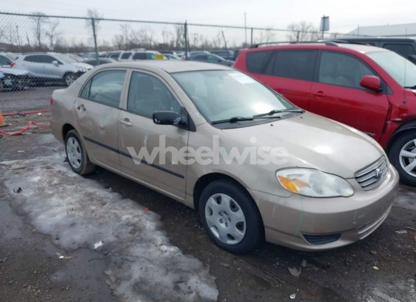 2004 Toyota Corolla CE (VIN 2T1BR32E94C258120) main photo
