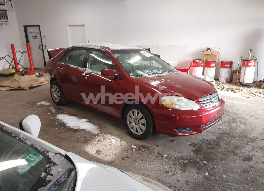 2004 Toyota Corolla LE (VIN 2T1BR32E94C276066) main photo