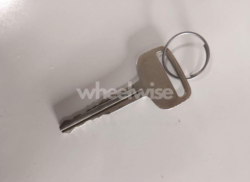 Photo 11 of 2004 Toyota Corolla LE (VIN 2T1BR32E94C276066)