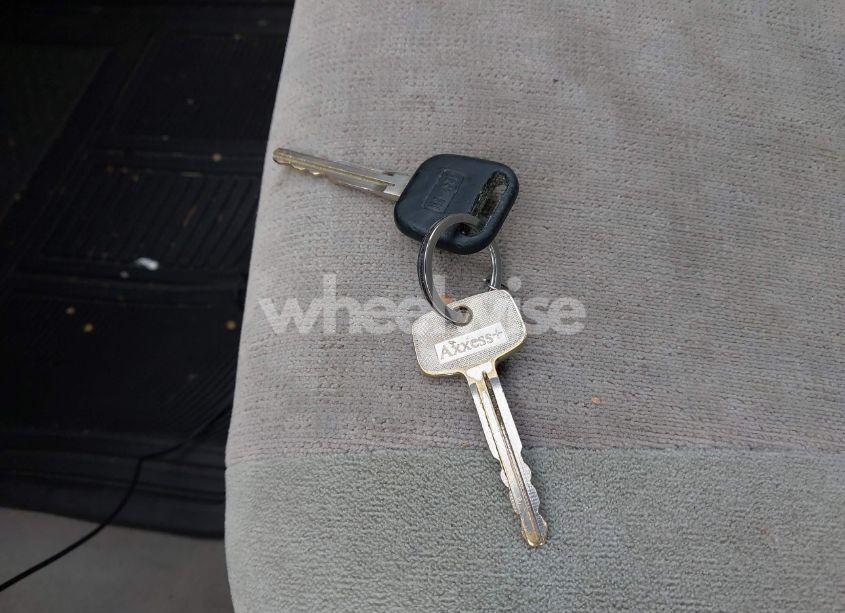 Photo 11 of 2004 Toyota Corolla CE (VIN 2T1BR32E94C309552)