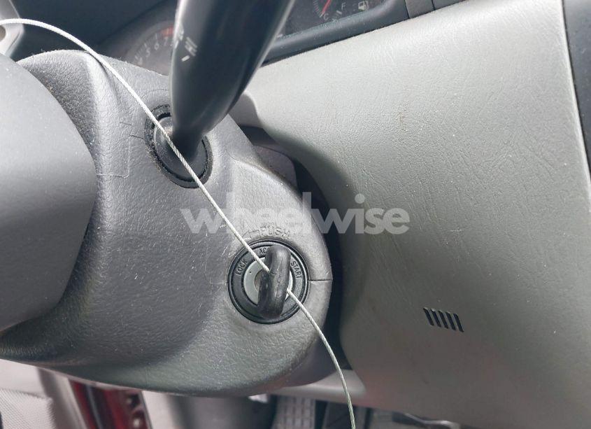 Photo 11 of 2005 Toyota Corolla CE (VIN 2T1BR32E95C328345)