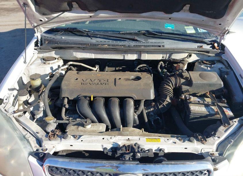 Photo 10 of 2005 Toyota Corolla LE (VIN 2T1BR32E95C414450)