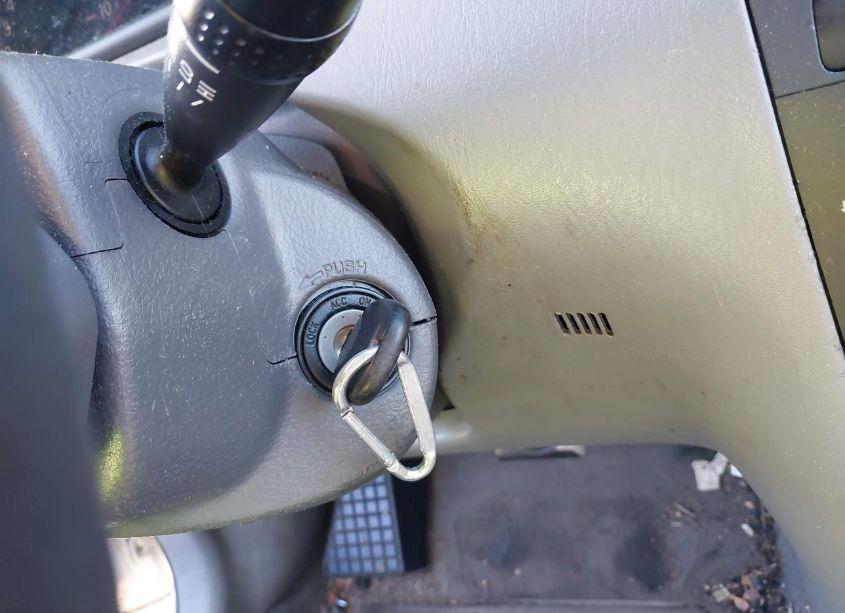 Photo 11 of 2005 Toyota Corolla LE (VIN 2T1BR32E95C414450)