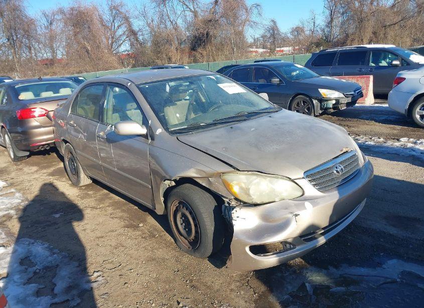 2005 Toyota Corolla LE (VIN 2T1BR32E95C414836) main photo