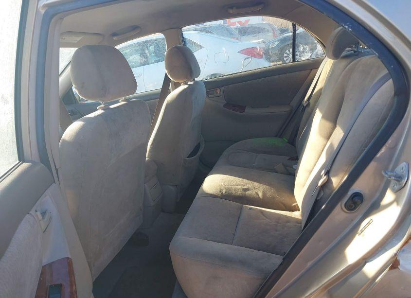 Photo 8 of 2005 Toyota Corolla LE (VIN 2T1BR32E95C414836)