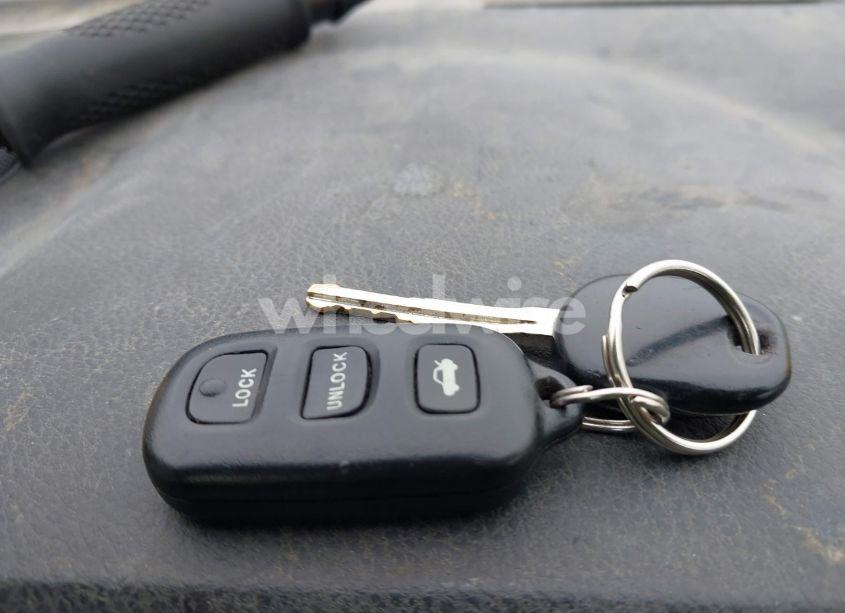 Photo 11 of 2005 Toyota Corolla S (VIN 2T1BR32E95C421768)