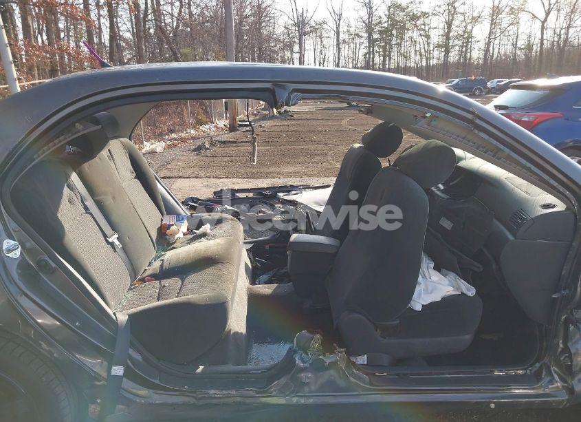 Photo 13 of 2005 Toyota Corolla S (VIN 2T1BR32E95C421768)