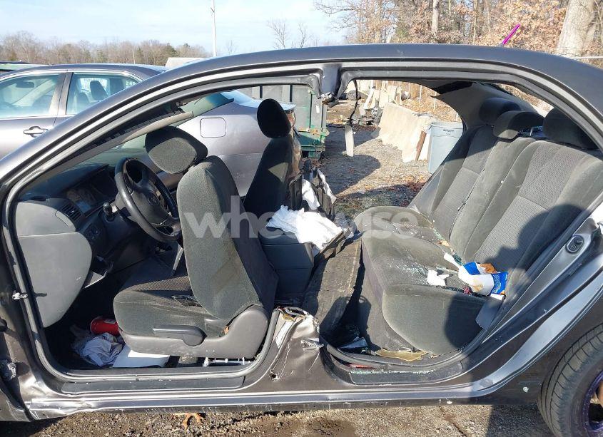 Photo 14 of 2005 Toyota Corolla S (VIN 2T1BR32E95C421768)