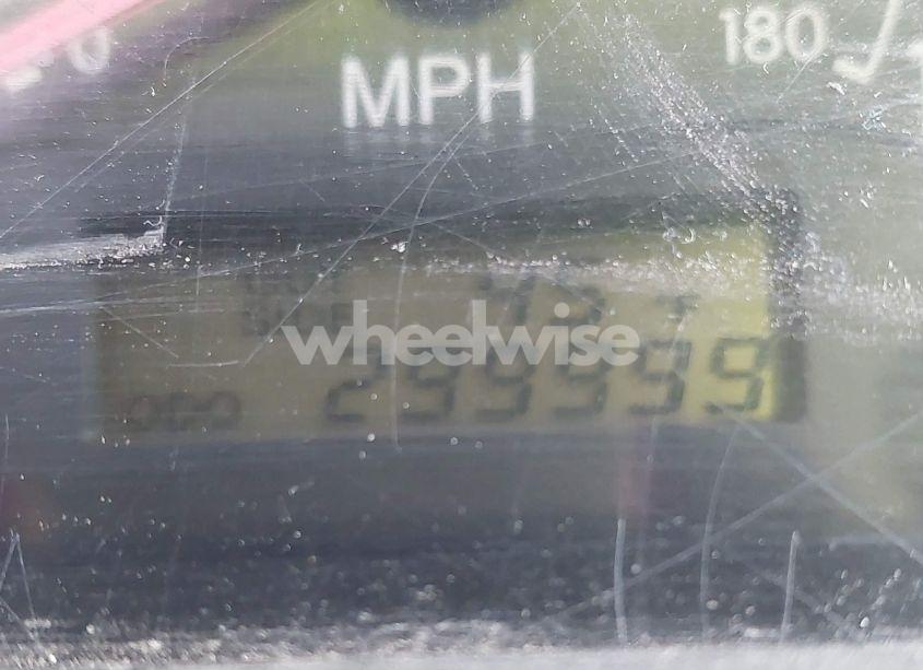 Photo 7 of 2005 Toyota Corolla CE (VIN 2T1BR32E95C440174)