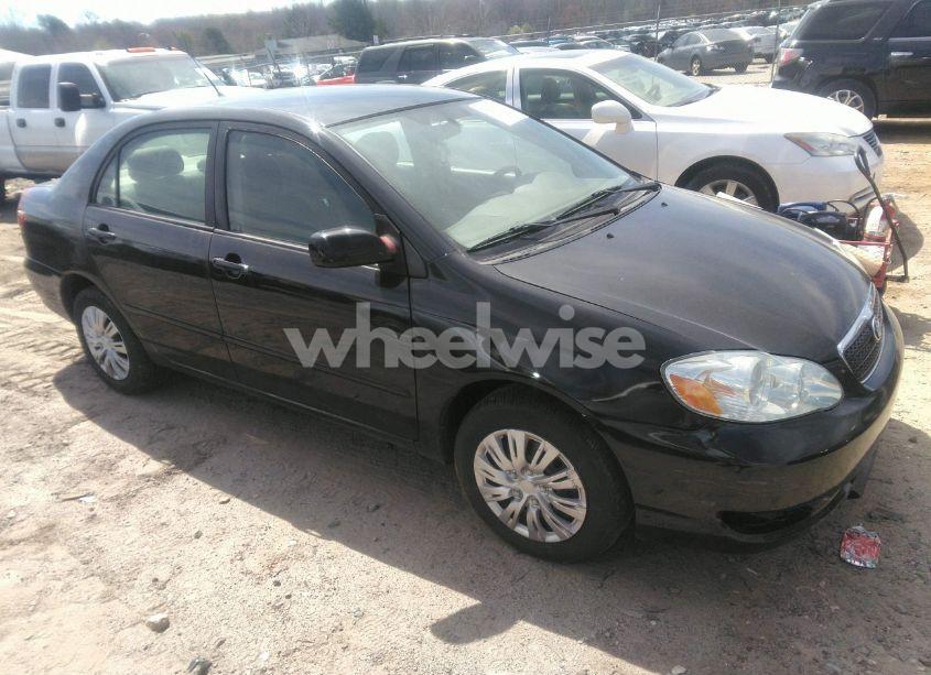 2005 Toyota Corolla LE (VIN 2T1BR32E95C452065) main photo