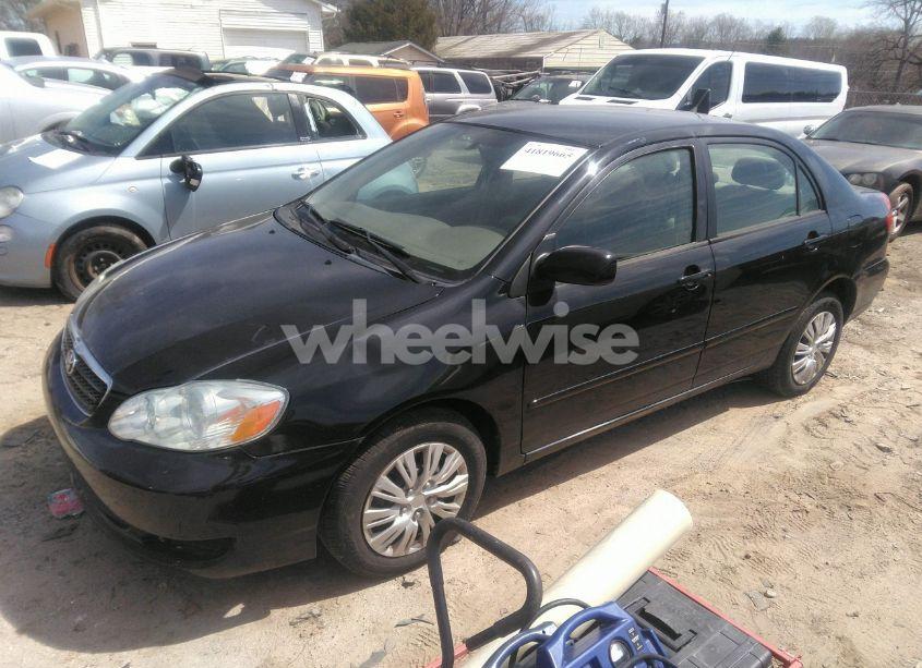 Photo 2 of 2005 Toyota Corolla LE (VIN 2T1BR32E95C452065)