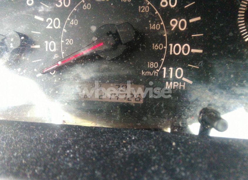 Photo 7 of 2005 Toyota Corolla LE (VIN 2T1BR32E95C452065)