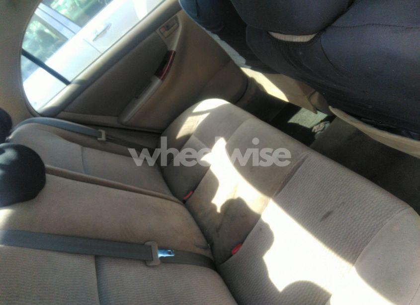 Photo 8 of 2005 Toyota Corolla LE (VIN 2T1BR32E95C452065)