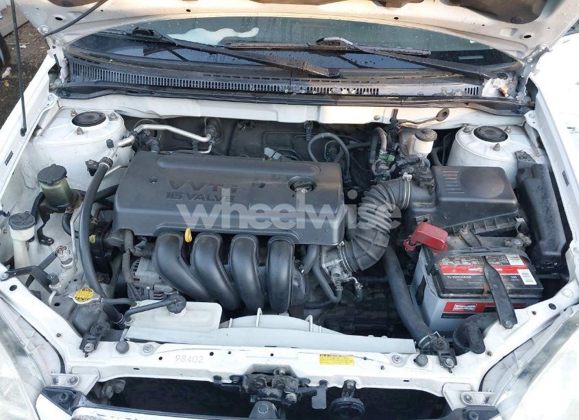 Photo 10 of 2005 Toyota Corolla LE (VIN 2T1BR32E95C483994)