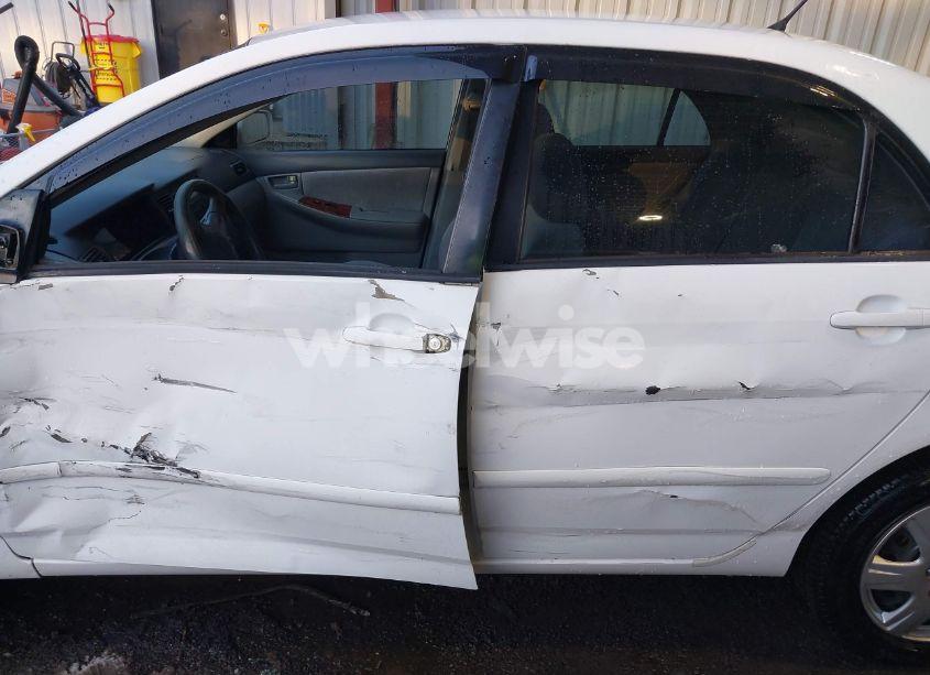 Photo 14 of 2005 Toyota Corolla LE (VIN 2T1BR32E95C483994)