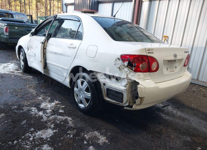 Photo 3 of 2005 Toyota Corolla LE (VIN 2T1BR32E95C483994)