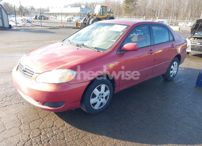 Photo 2 of 2005 Toyota Corolla LE (VIN 2T1BR32E95C499418)