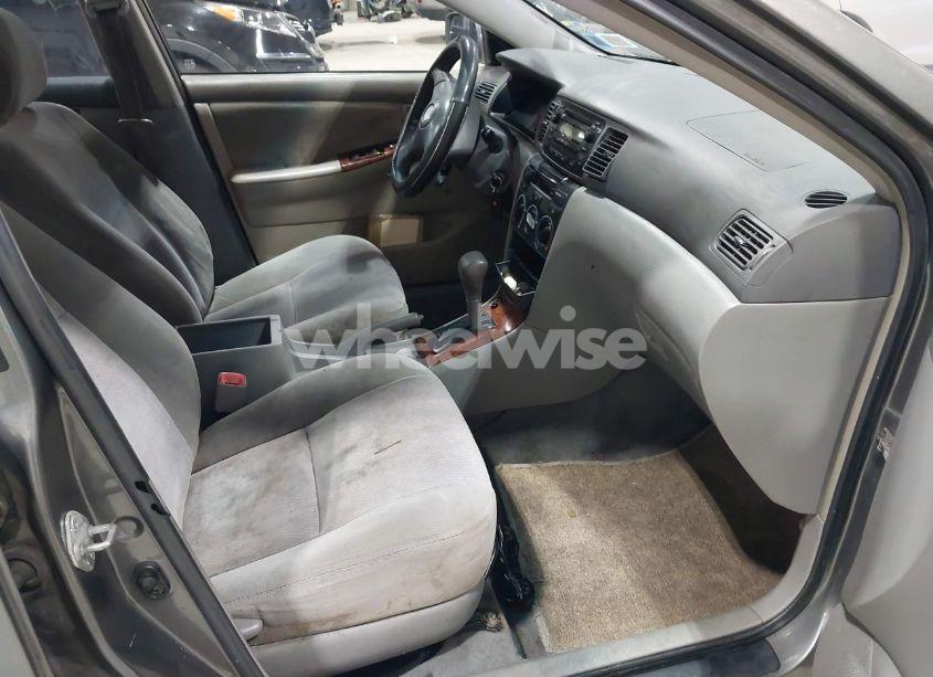 Photo 5 of 2005 Toyota Corolla LE (VIN 2T1BR32E95C501863)