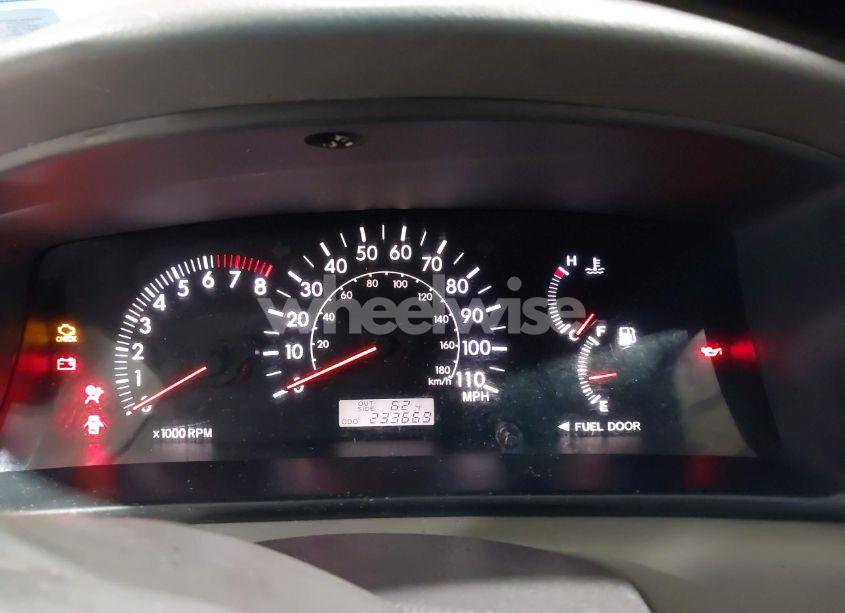 Photo 7 of 2005 Toyota Corolla LE (VIN 2T1BR32E95C501863)