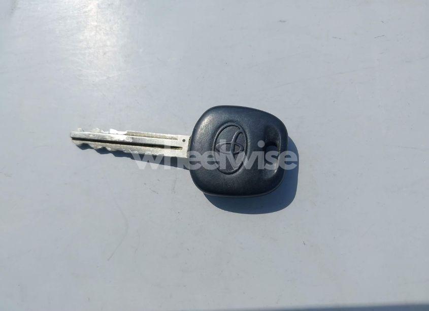 Photo 11 of 2006 Toyota Corolla S (VIN 2T1BR32E96C616822)