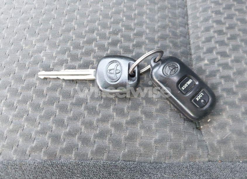 Photo 11 of 2006 Toyota Corolla S (VIN 2T1BR32E96C677488)