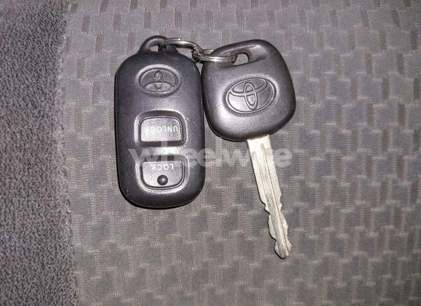 Photo 11 of 2007 Toyota Corolla S (VIN 2T1BR32E97C774613)