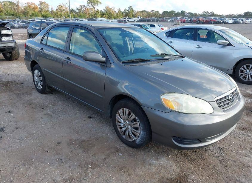 2007 Toyota Corolla LE (VIN 2T1BR32E97C815712) main photo