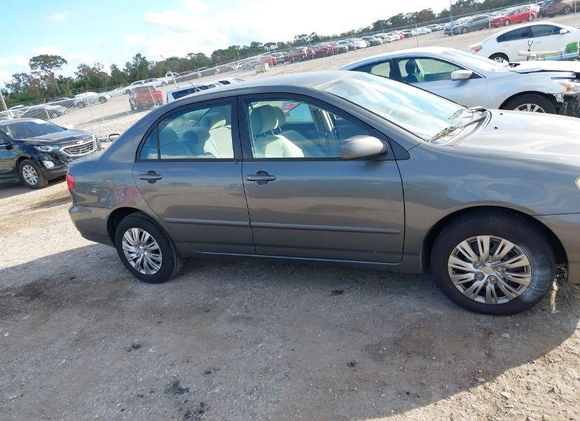 Photo 13 of 2007 Toyota Corolla LE (VIN 2T1BR32E97C815712)