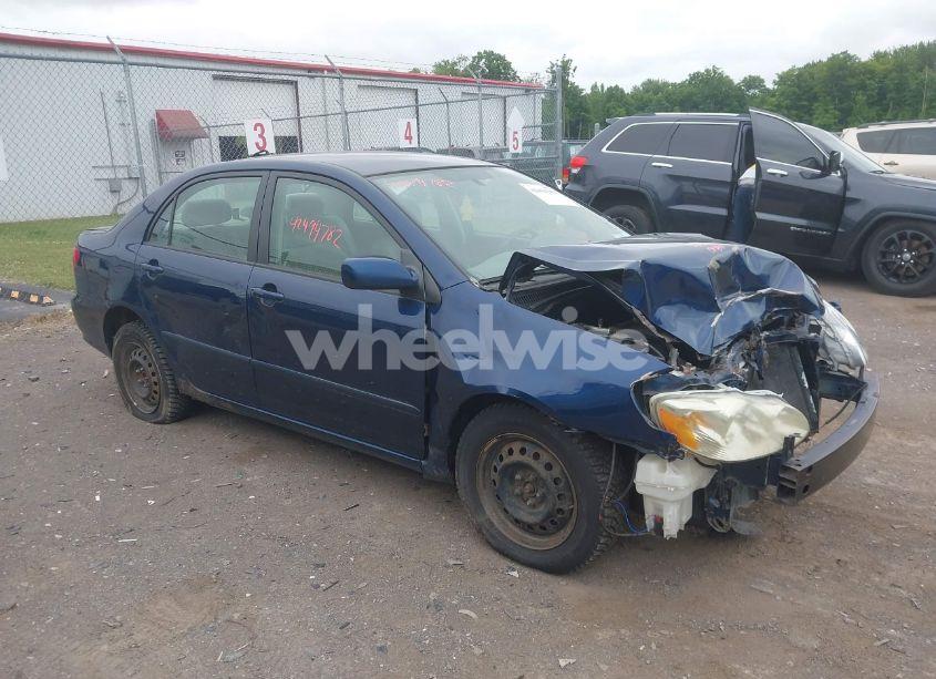 2008 Toyota Corolla LE (VIN 2T1BR32E98C875913) main photo