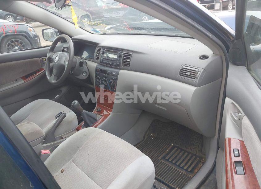 Photo 5 of 2008 Toyota Corolla LE (VIN 2T1BR32E98C875913)