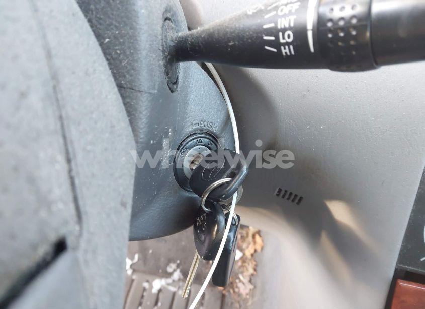 Photo 11 of 2008 Toyota Corolla LE (VIN 2T1BR32E98C885681)