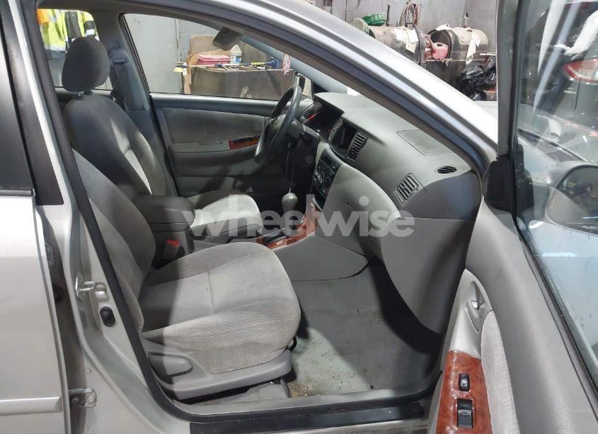 Photo 5 of 2003 Toyota Corolla LE (VIN 2T1BR32EX3C138941)