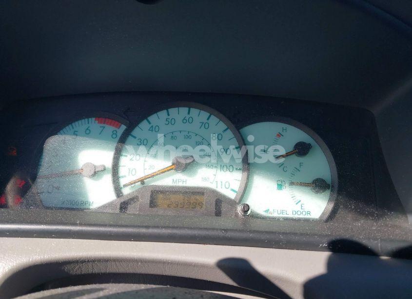 Photo 7 of 2004 Toyota Corolla LE (VIN 2T1BR32EX4C295967)