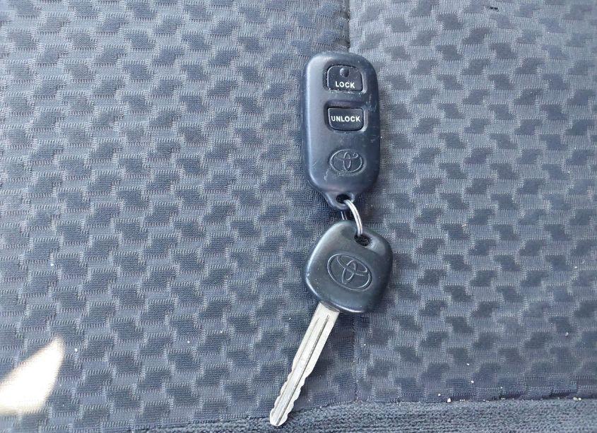 Photo 11 of 2005 Toyota Corolla S (VIN 2T1BR32EX5C466122)