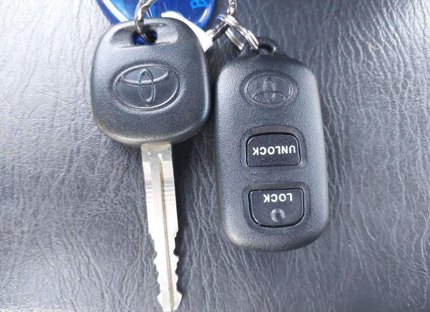 Photo 11 of 2008 Toyota Corolla S (VIN 2T1BR32EX8C938436)