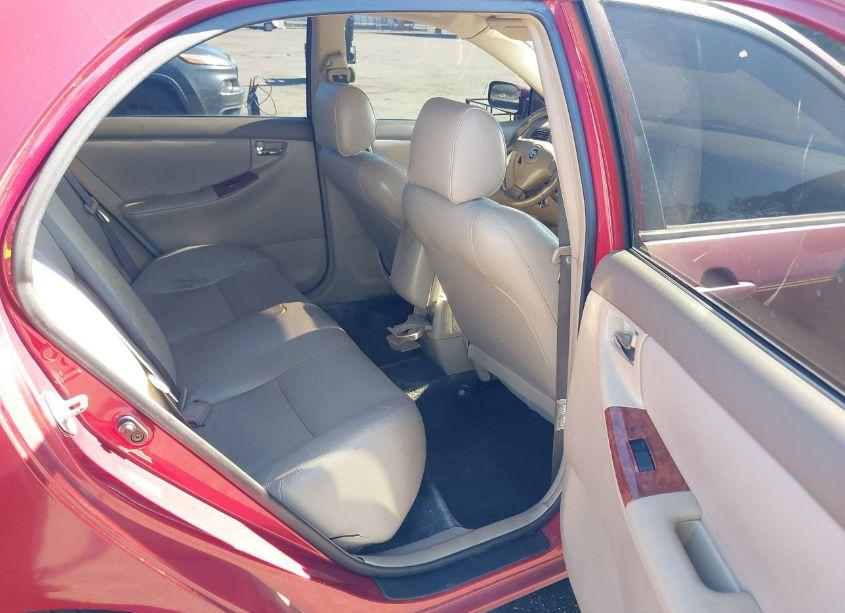 Photo 8 of 2004 Toyota Corolla LE (VIN 2T1BR38E04C245618)