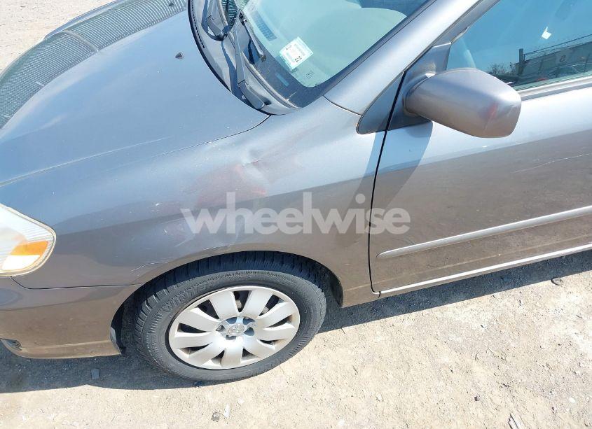 Photo 6 of 2004 Toyota Corolla LE (VIN 2T1BR38E34C205694)