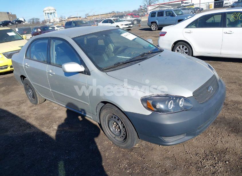 2004 Toyota Corolla LE (VIN 2T1BR38E34C255382) main photo