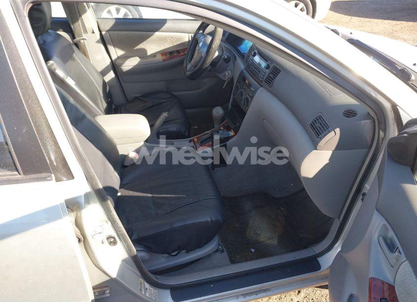 Photo 5 of 2004 Toyota Corolla LE (VIN 2T1BR38E34C255382)